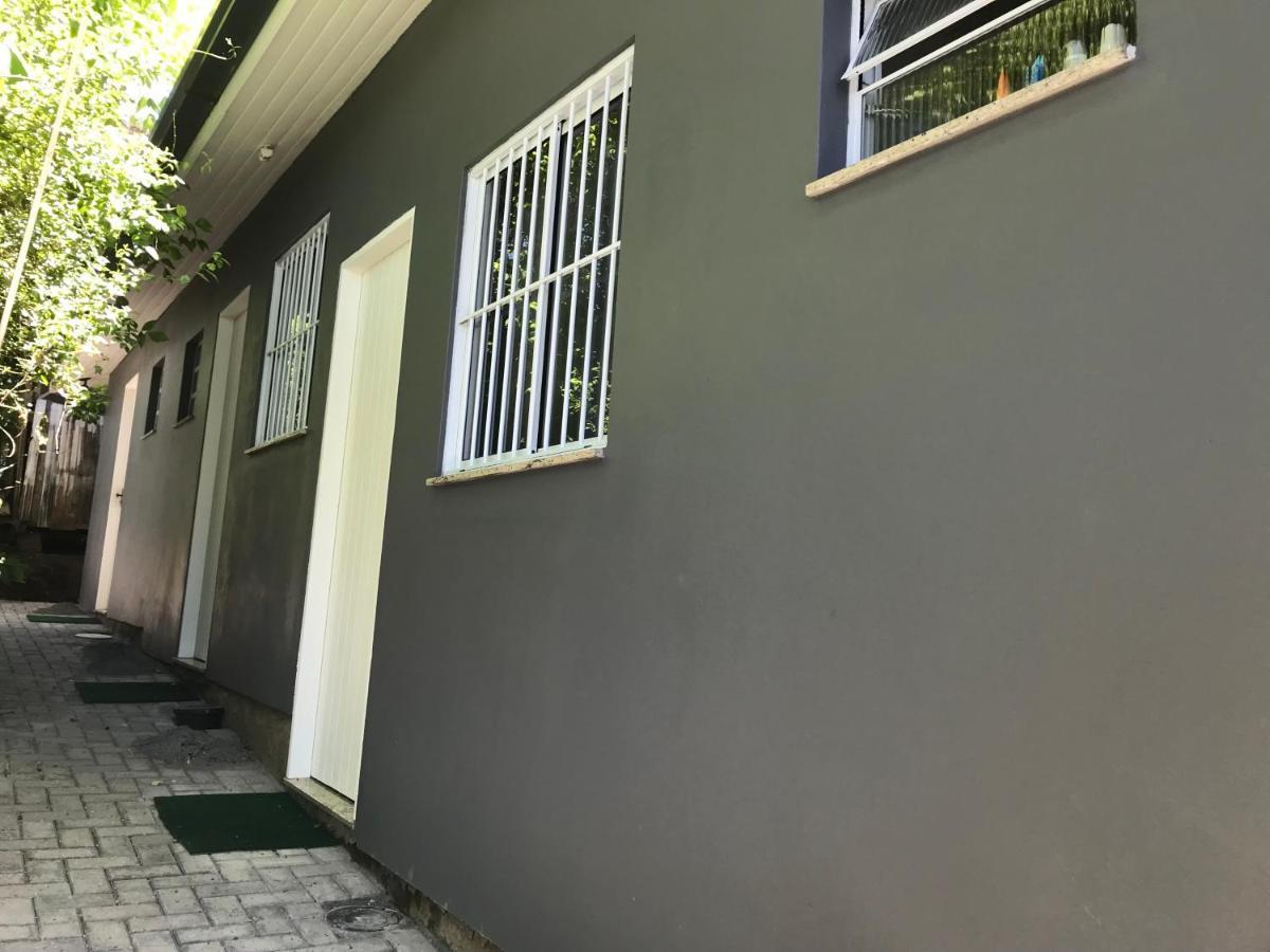 Suite Em Gramado, Proxima A Avenida Das Hortencias Exterior photo